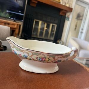 Clemons pottery gravy boat Mildred series